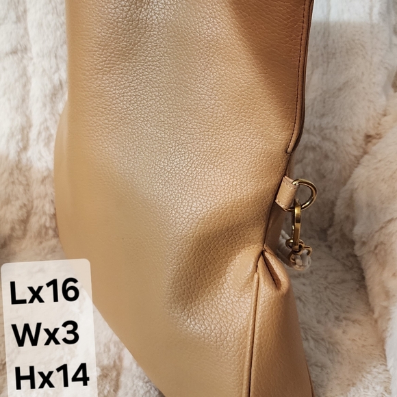 SOLD - Picture 4 of 7